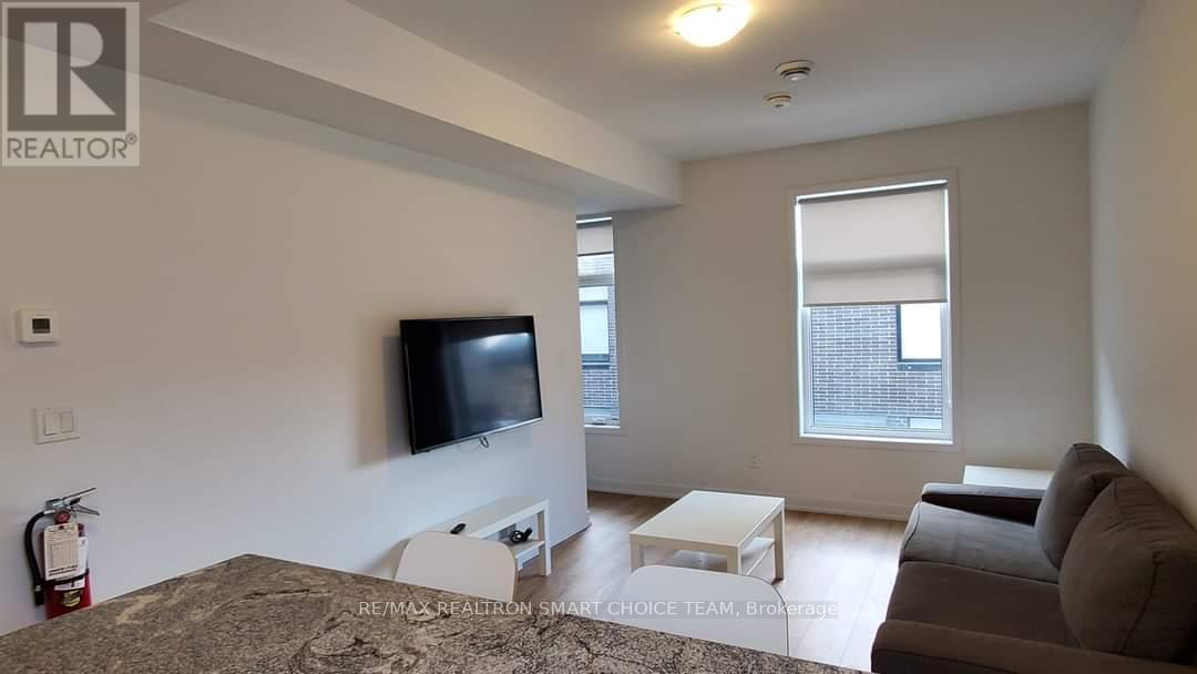 Property at 50 - 1740 SIMCOE STREET N image 5