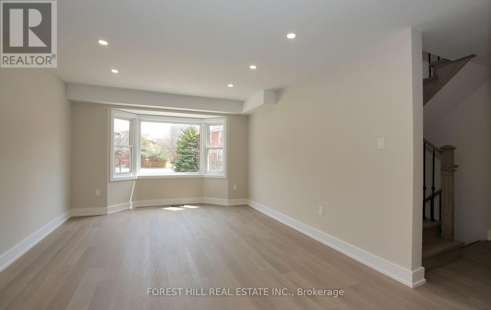 Property at 12 TOVA PLACE image 3