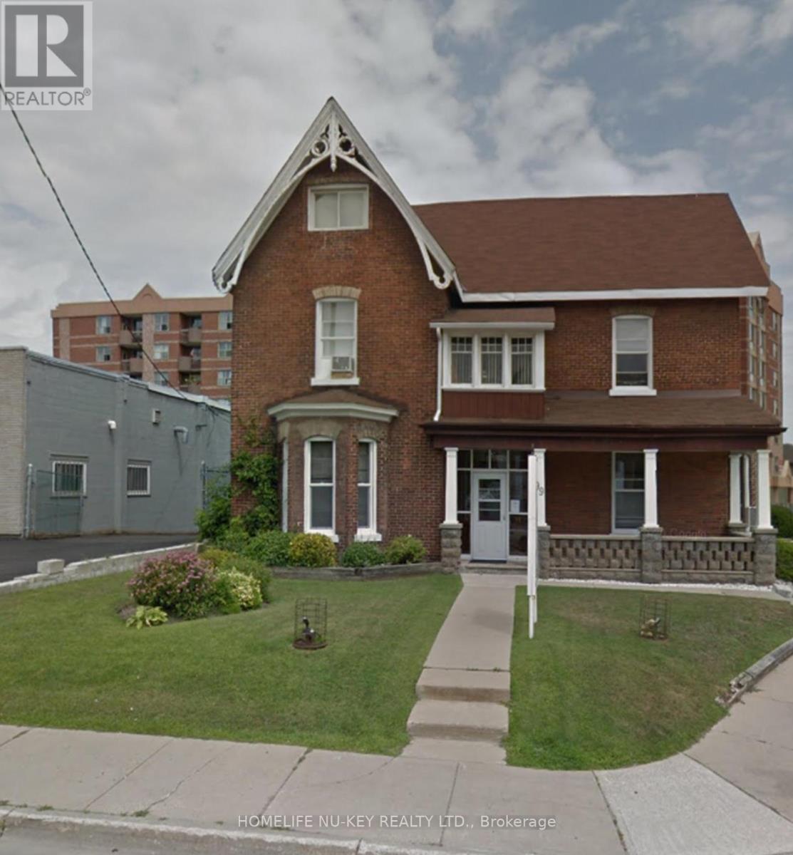 99 BAYFIELD STREET, Barrie, Ontario