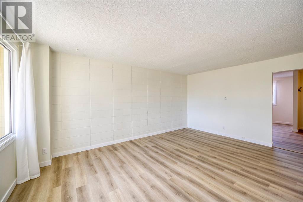 Property at 310, 2211 19 Street NE image 2