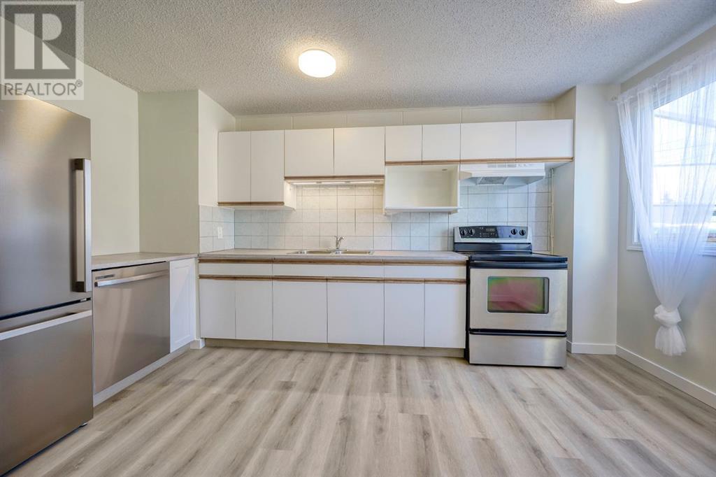 Property at 310, 2211 19 Street NE image 4