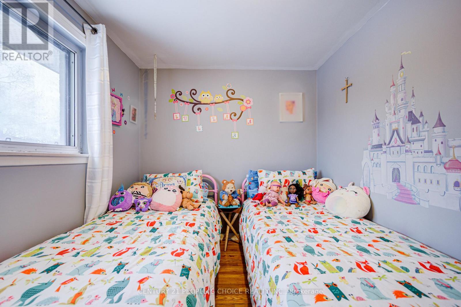 10 Lakeland Drive, Toronto, Ontario  M9V 1M9 - Photo 21 - W12102021