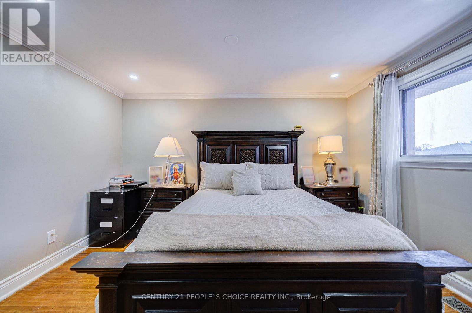 10 Lakeland Drive, Toronto, Ontario  M9V 1M9 - Photo 22 - W12102021