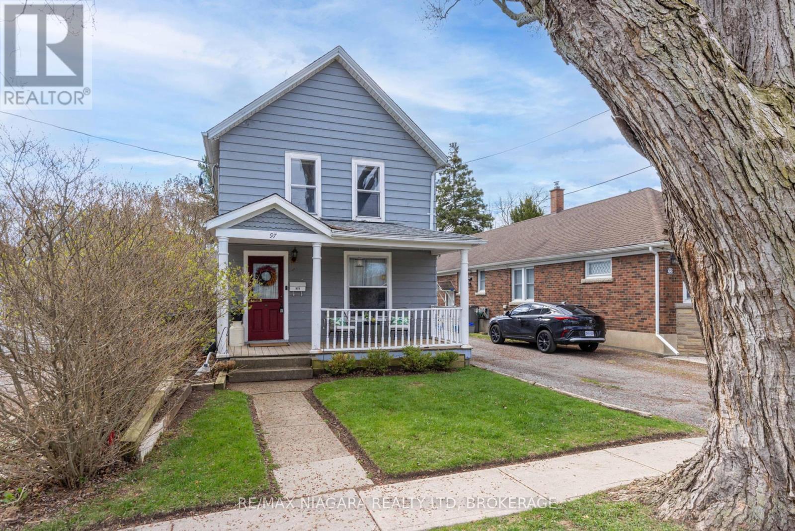 97 DALHOUSIE AVENUE, St. Catharines, Ontario