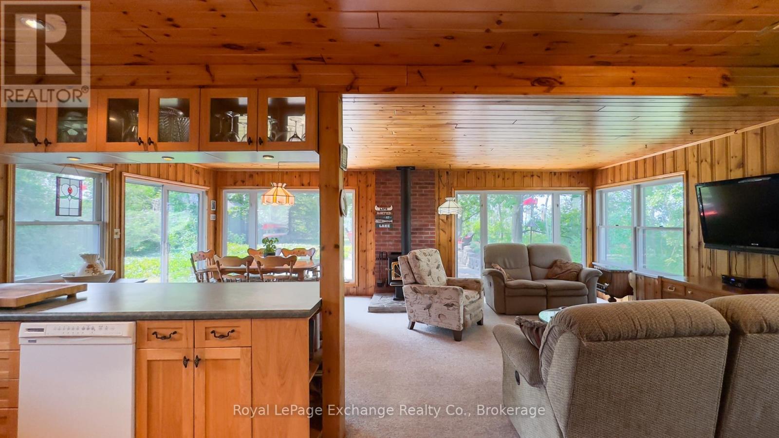46 Bell Drive, Huron-Kinloss, Ontario  N2Z 0B3 - Photo 20 - X12102252