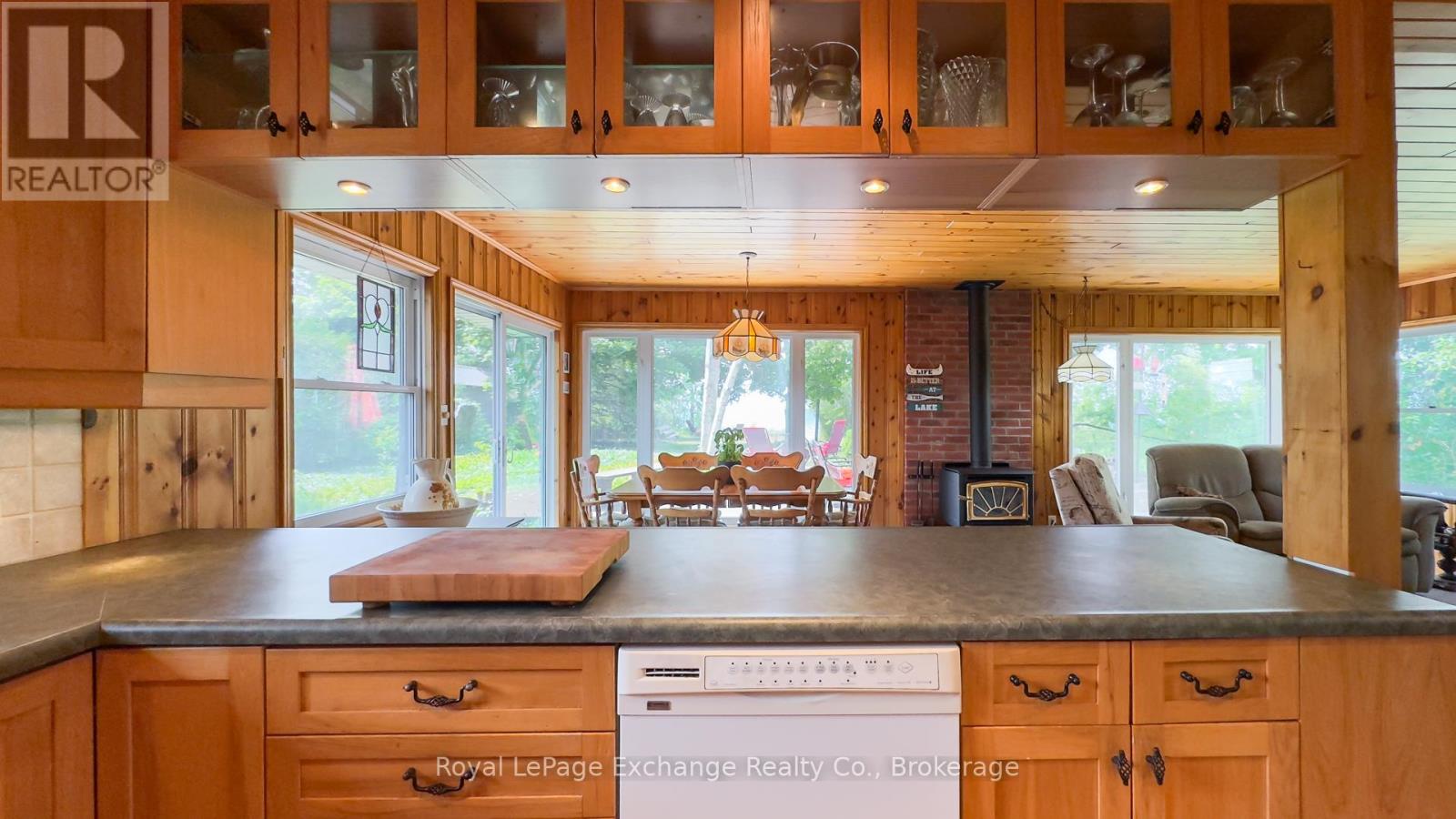 46 Bell Drive, Huron-Kinloss, Ontario  N2Z 0B3 - Photo 23 - X12102252