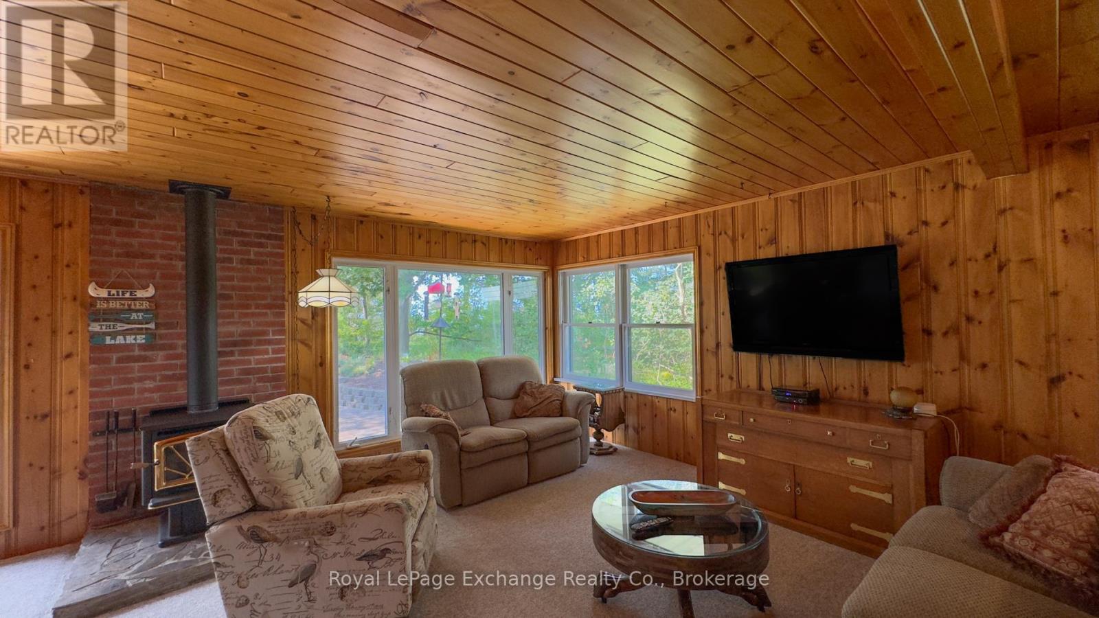 46 Bell Drive, Huron-Kinloss, Ontario  N2Z 0B3 - Photo 24 - X12102252