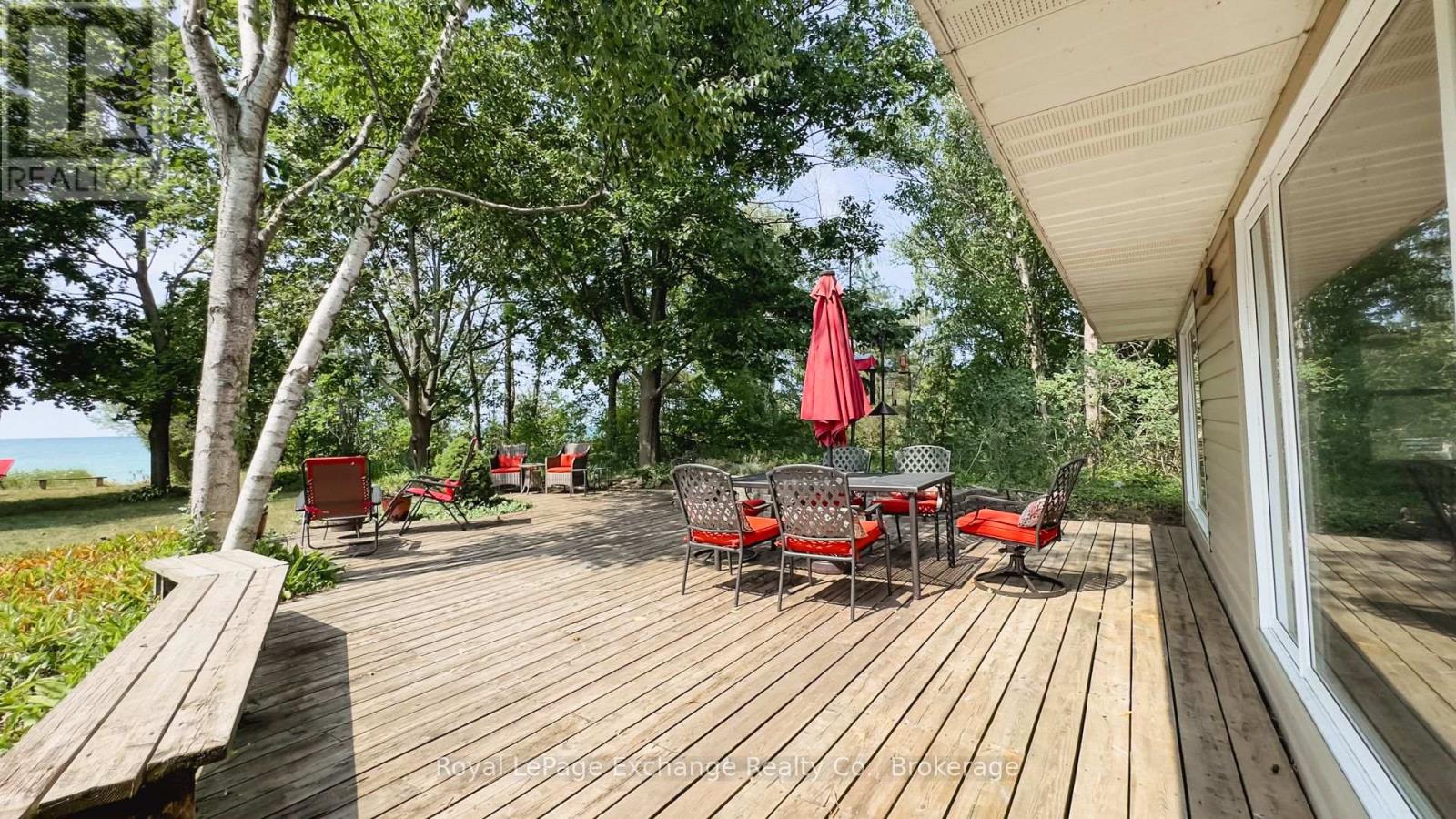 46 Bell Drive, Huron-Kinloss, Ontario  N2Z 0B3 - Photo 44 - X12102252