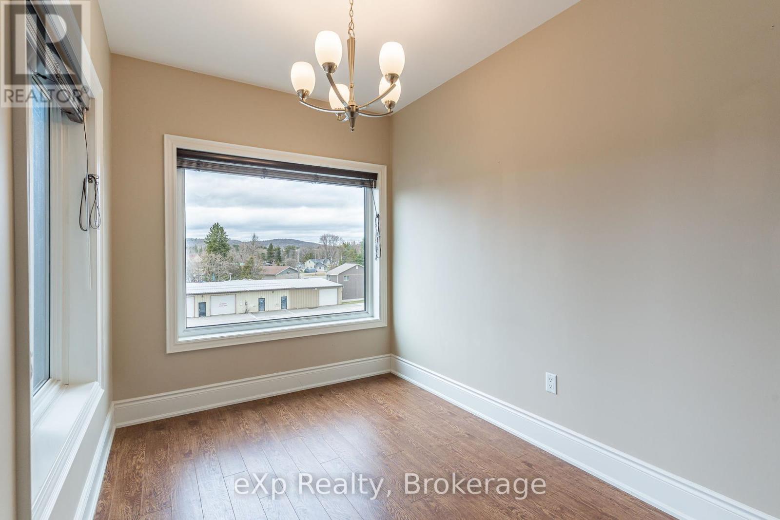 203 - 9 Newcastle Street, Minden Hills, Ontario  K0M 2K0 - Photo 19 - X12102275