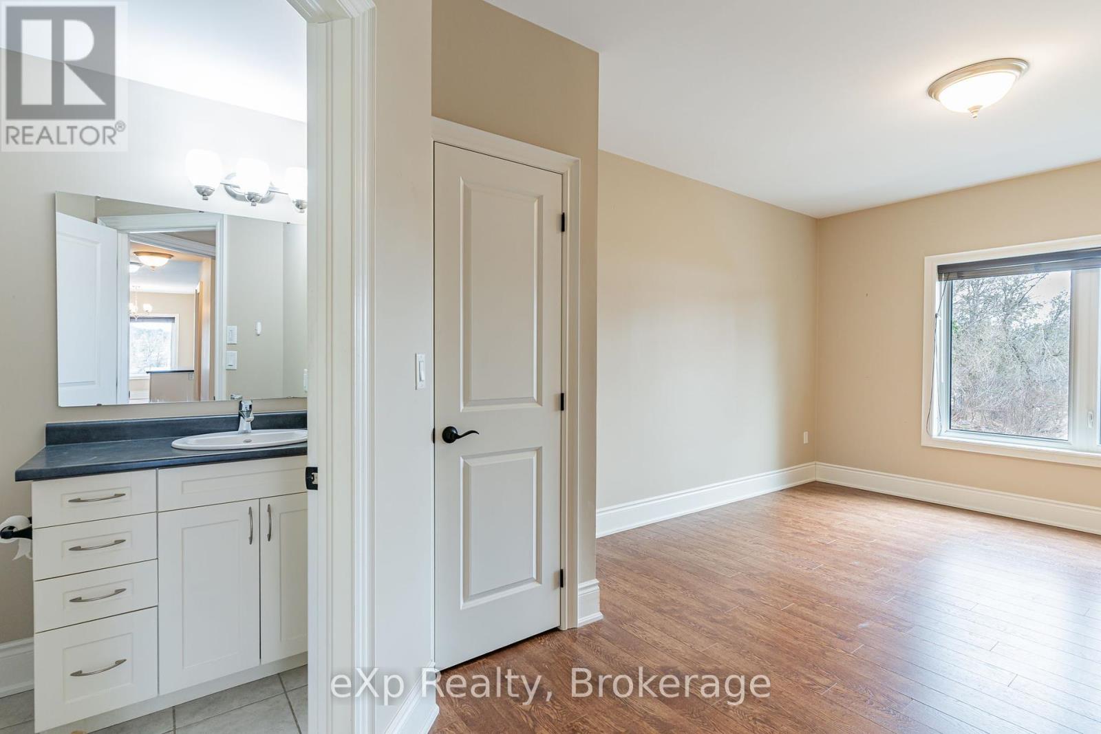 203 - 9 Newcastle Street, Minden Hills, Ontario  K0M 2K0 - Photo 30 - X12102275