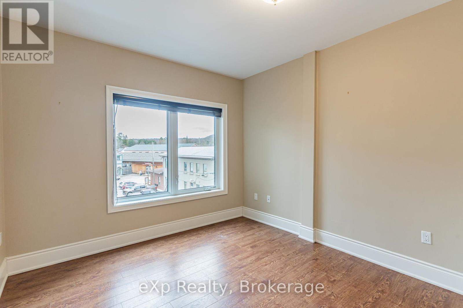 203 - 9 Newcastle Street, Minden Hills, Ontario  K0M 2K0 - Photo 32 - X12102275
