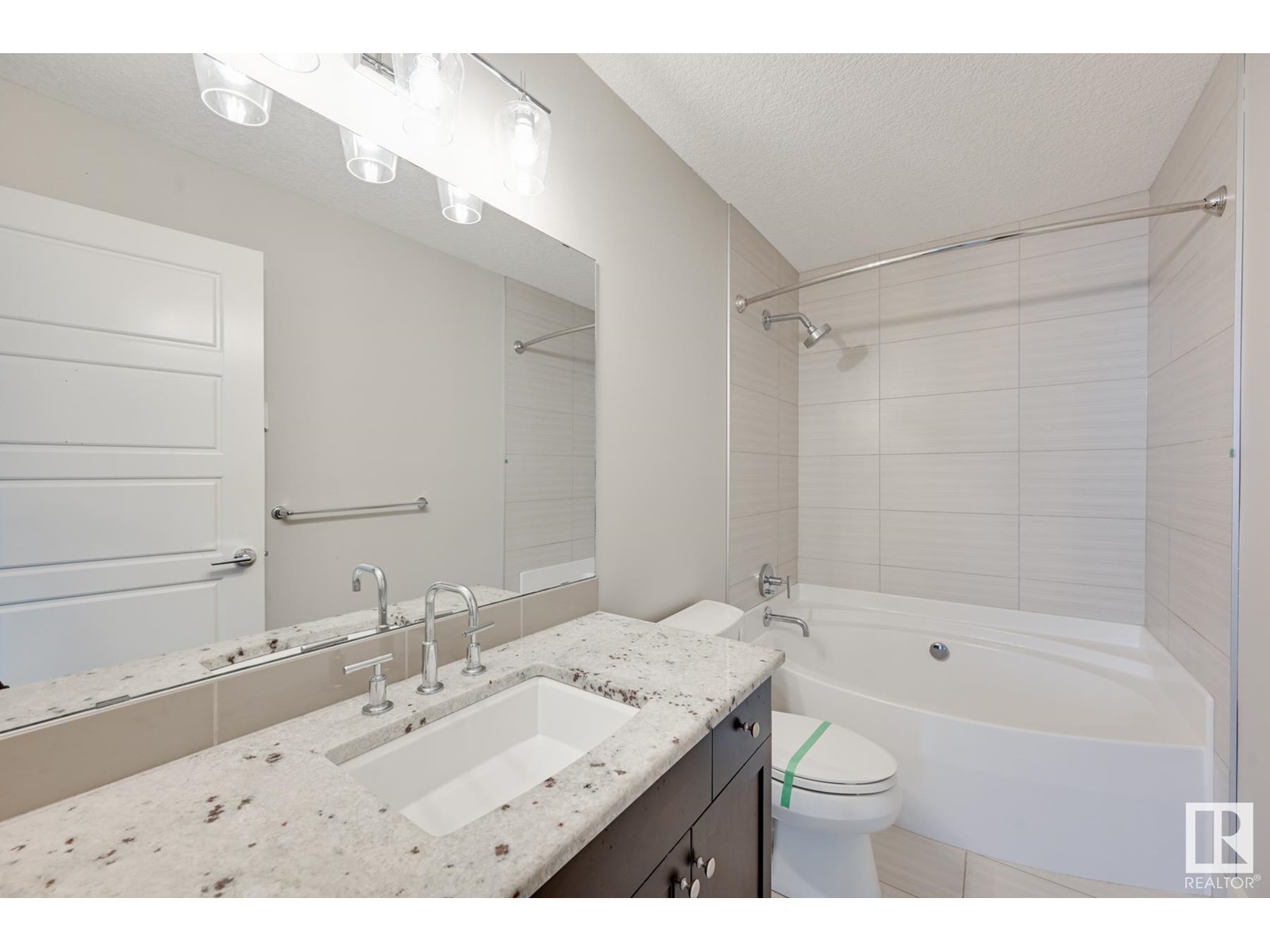 7506 May Cm Nw, Edmonton, Alberta  T6R 0G9 - Photo 25 - E4425925
