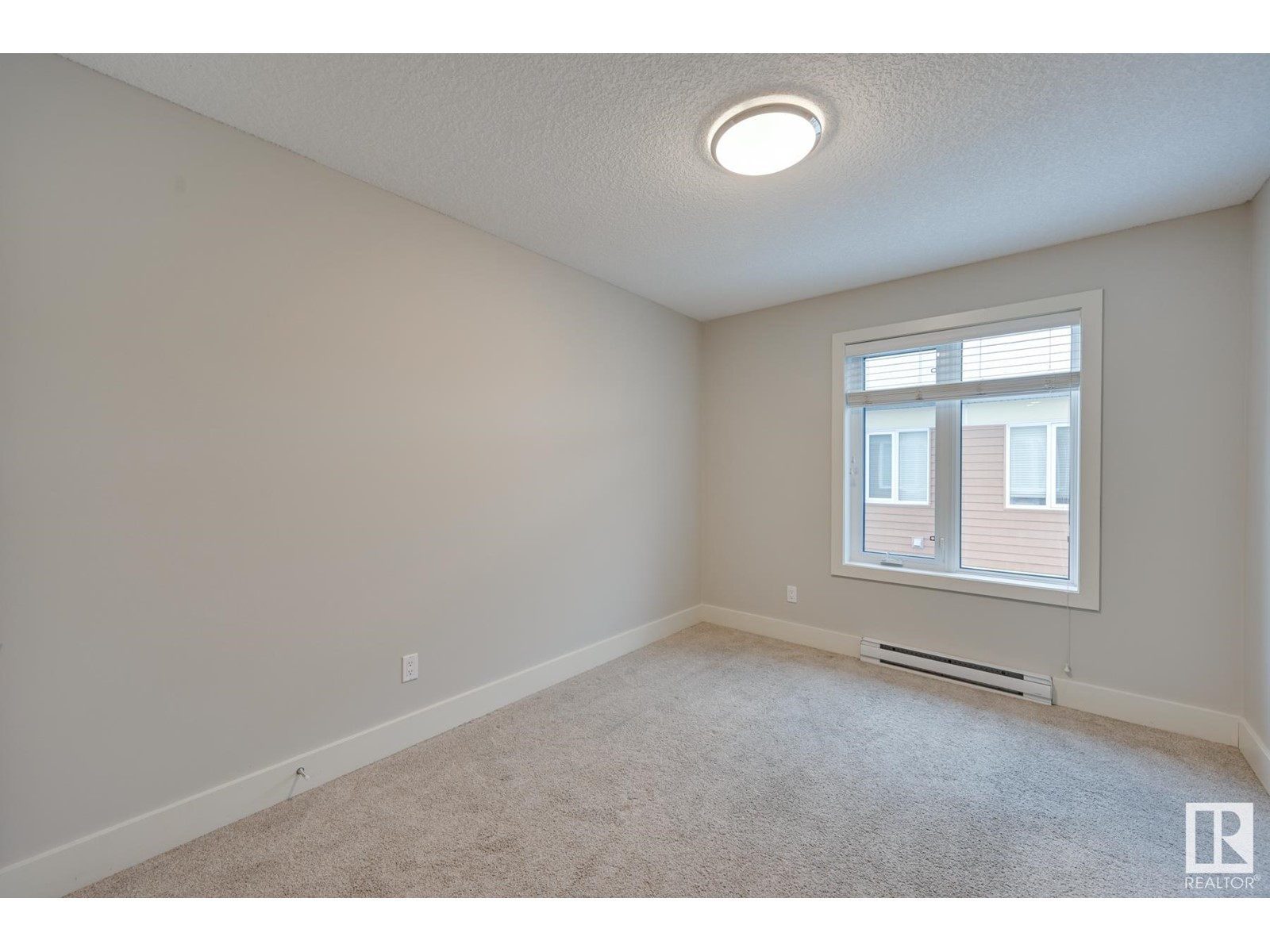 7506 May Cm Nw, Edmonton, Alberta  T6R 0G9 - Photo 26 - E4425925