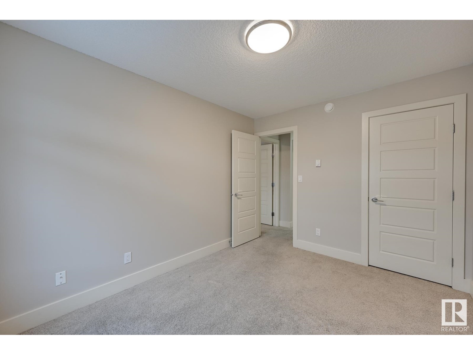 7506 May Cm Nw, Edmonton, Alberta  T6R 0G9 - Photo 27 - E4425925