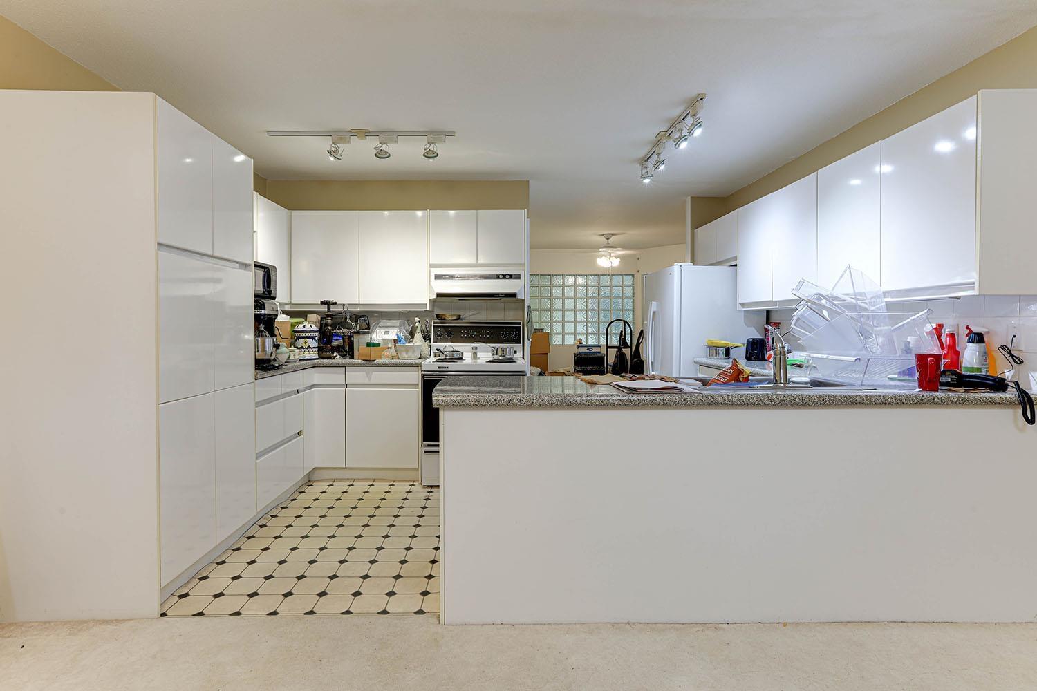 2f 1400 George Street, White Rock, British Columbia  V4B 4A3 - Photo 10 - R2984787