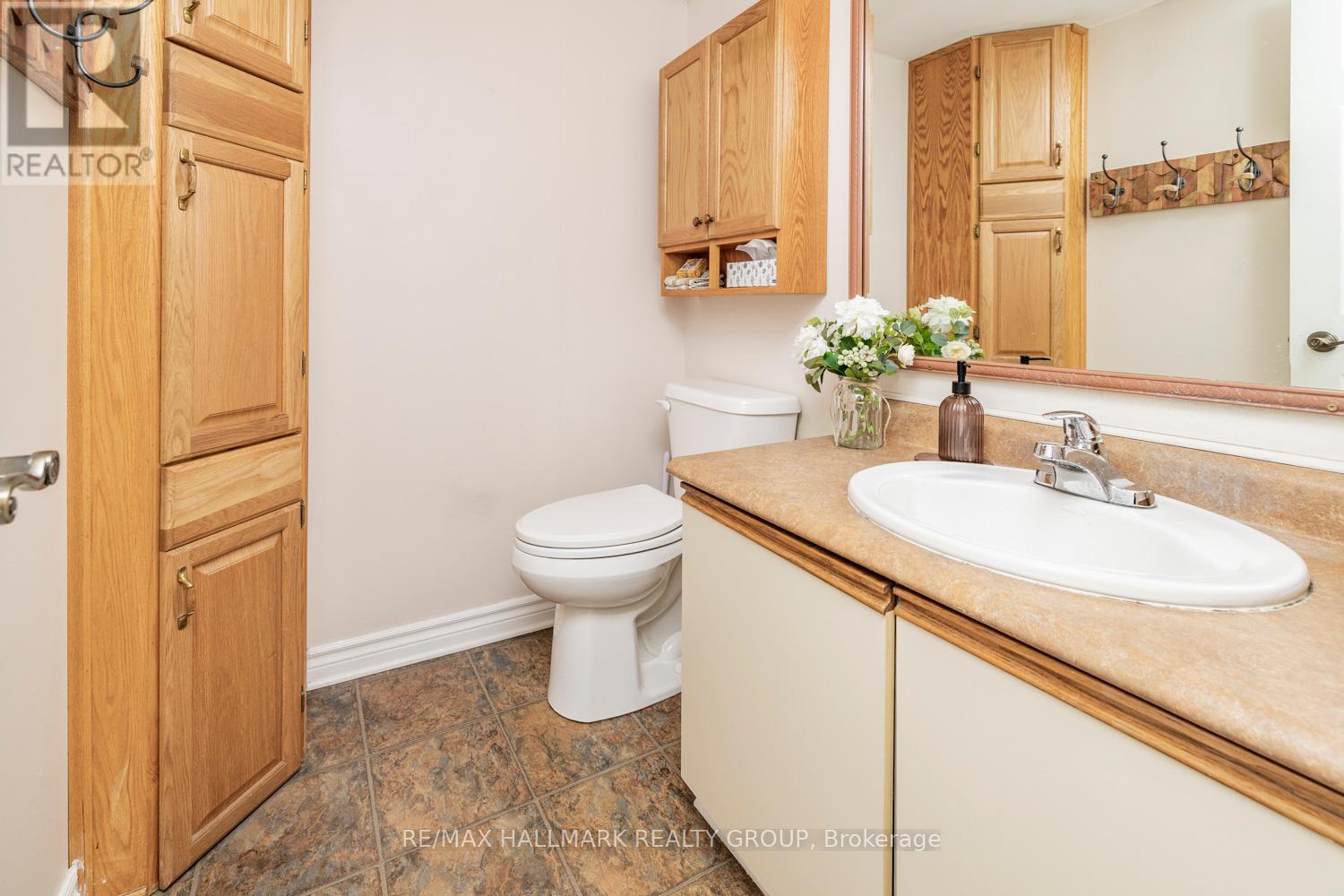 Property at 1717 TACHE WAY image 5