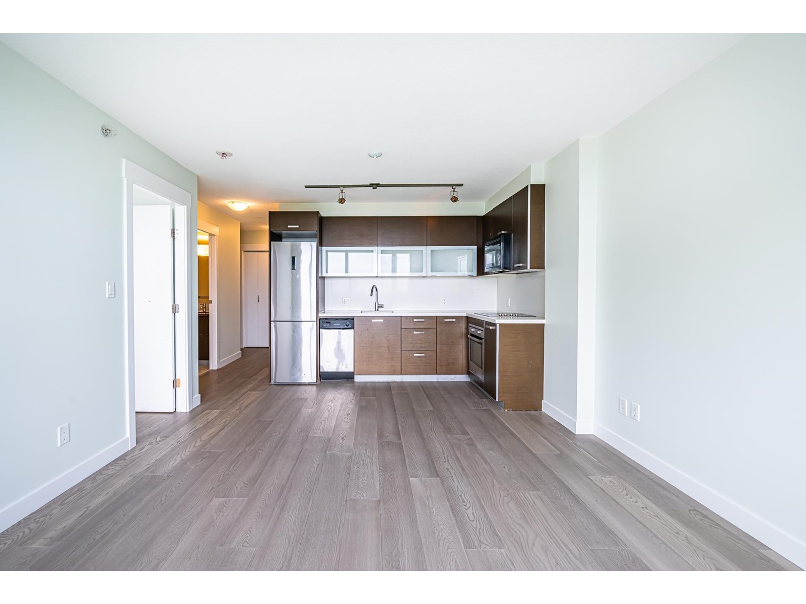 1805 10777 University Drive, Surrey, British Columbia  V3T 0E6 - Photo 1 - R2994041