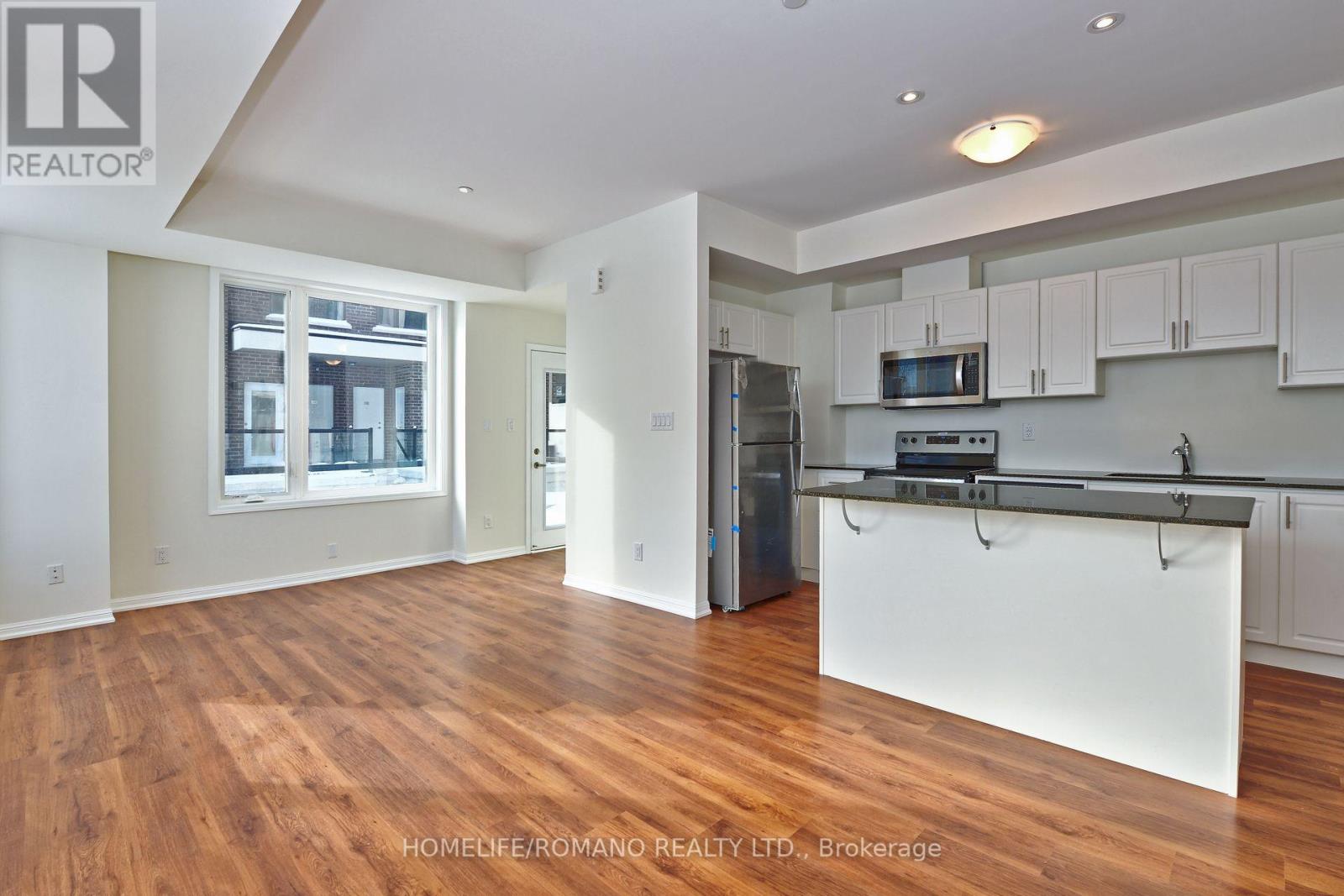 Property at 113 - 1460 WHITES ROAD image 4