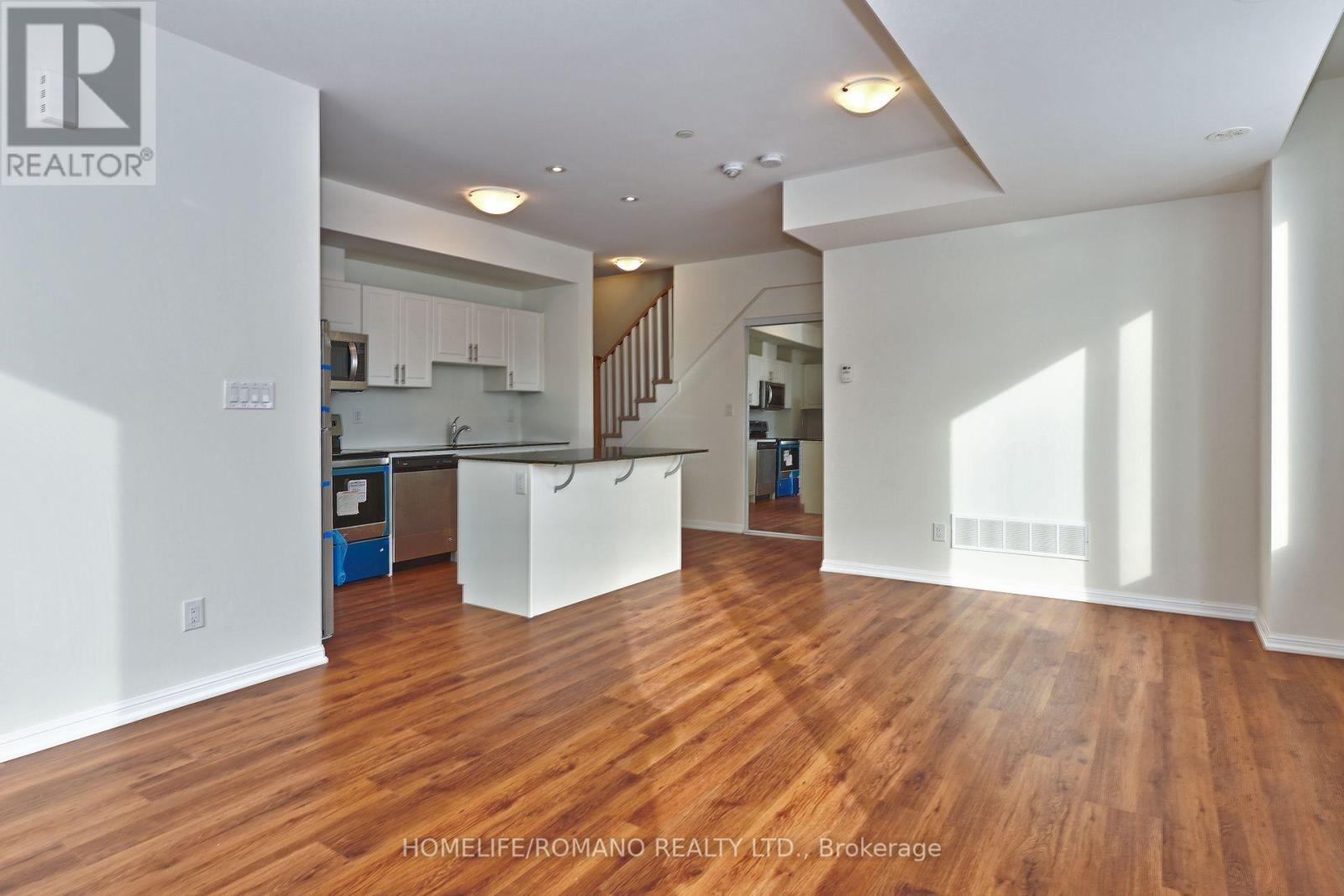 Property at 113 - 1460 WHITES ROAD image 5