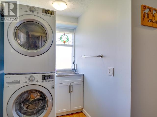3296 Malaspina Ave, Powell River, British Columbia  V8A 1B5 - Photo 33 - 18912