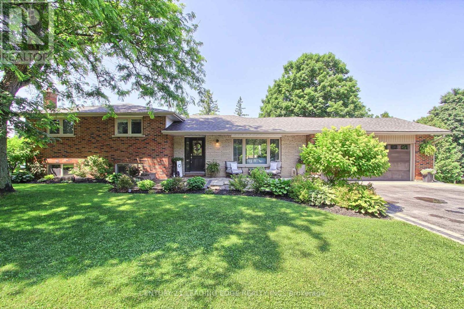 510 Old Stouffville Road, Uxbridge, Ontario  L9P 1R4 - Photo 2 - N12102274