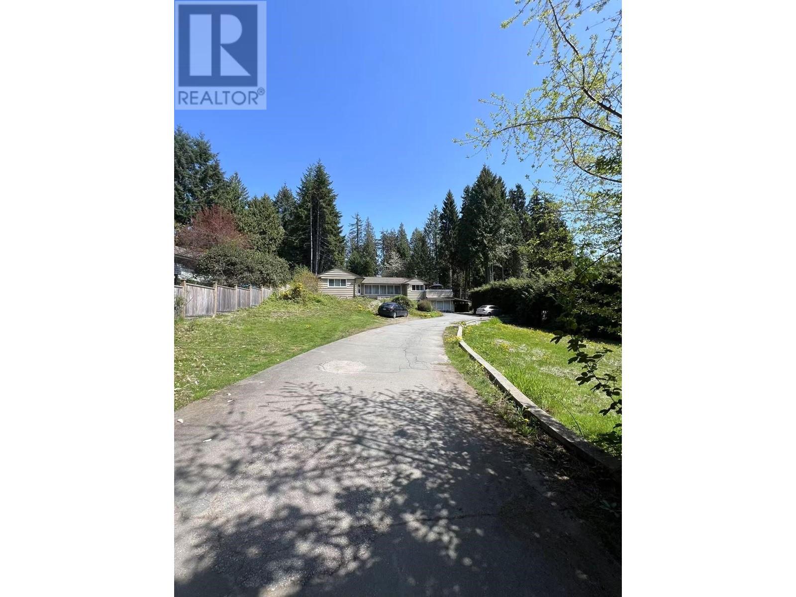 533 Hadden Drive, West Vancouver, British Columbia  V7S 1G8 - Photo 1 - R2994012