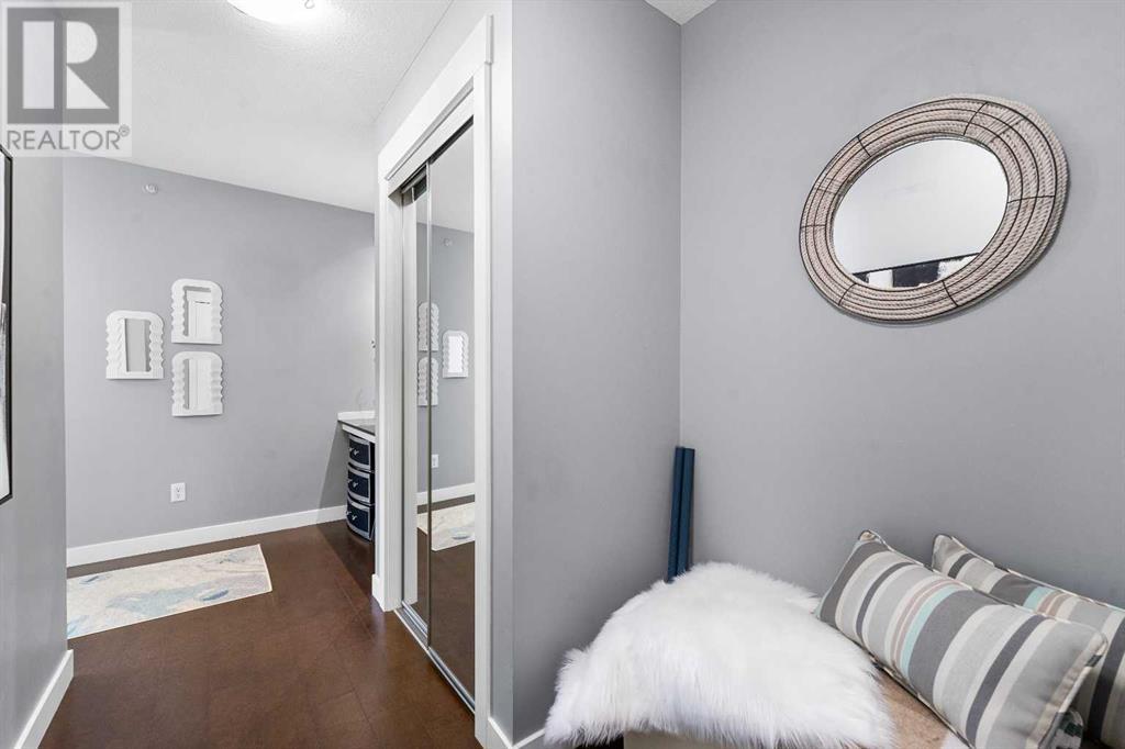 Property at 3418, 11 Mahogany Row SE image 3