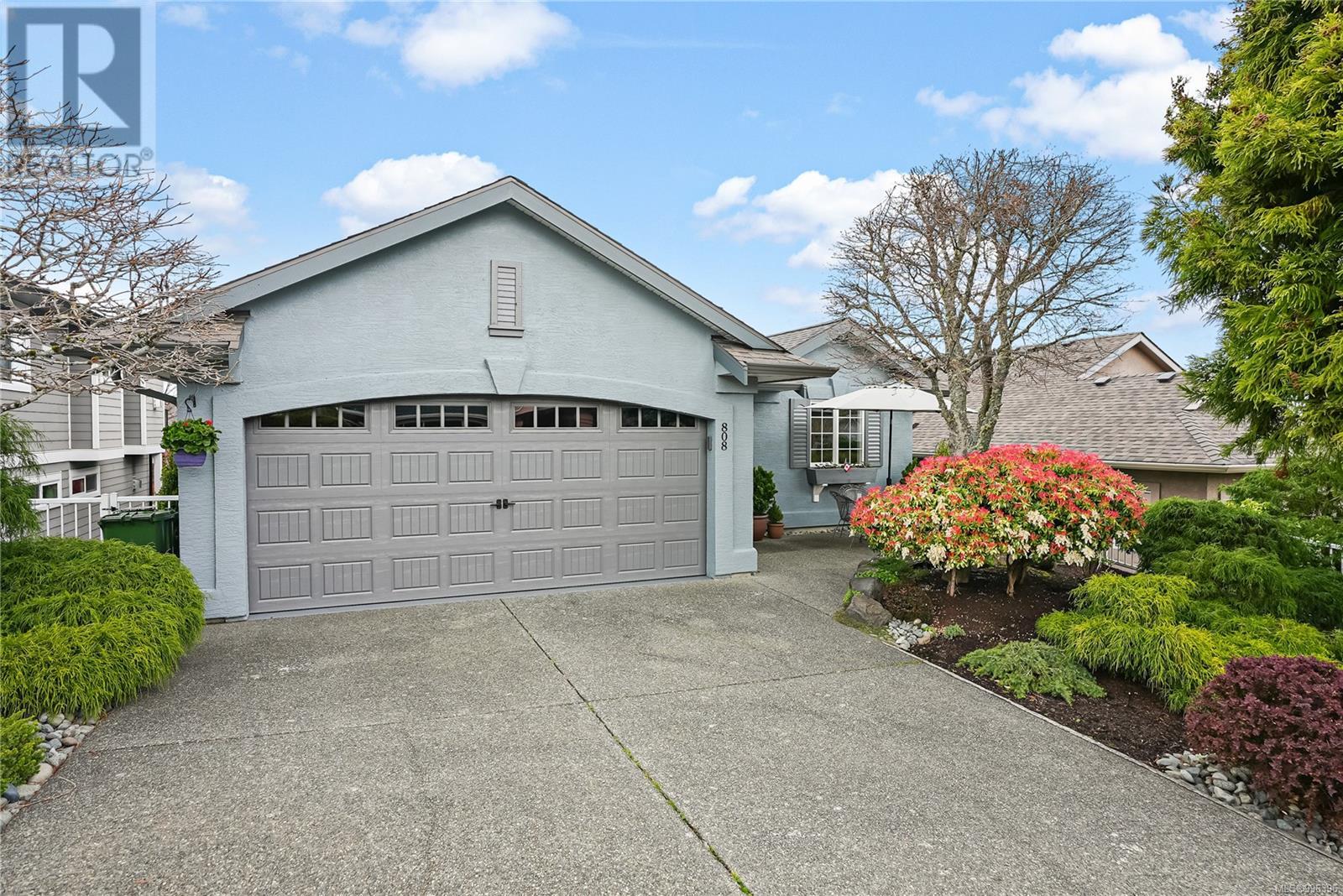 808 Country Club Dr, Cobble Hill, British Columbia  V0R 1L1 - Photo 1 - 996396