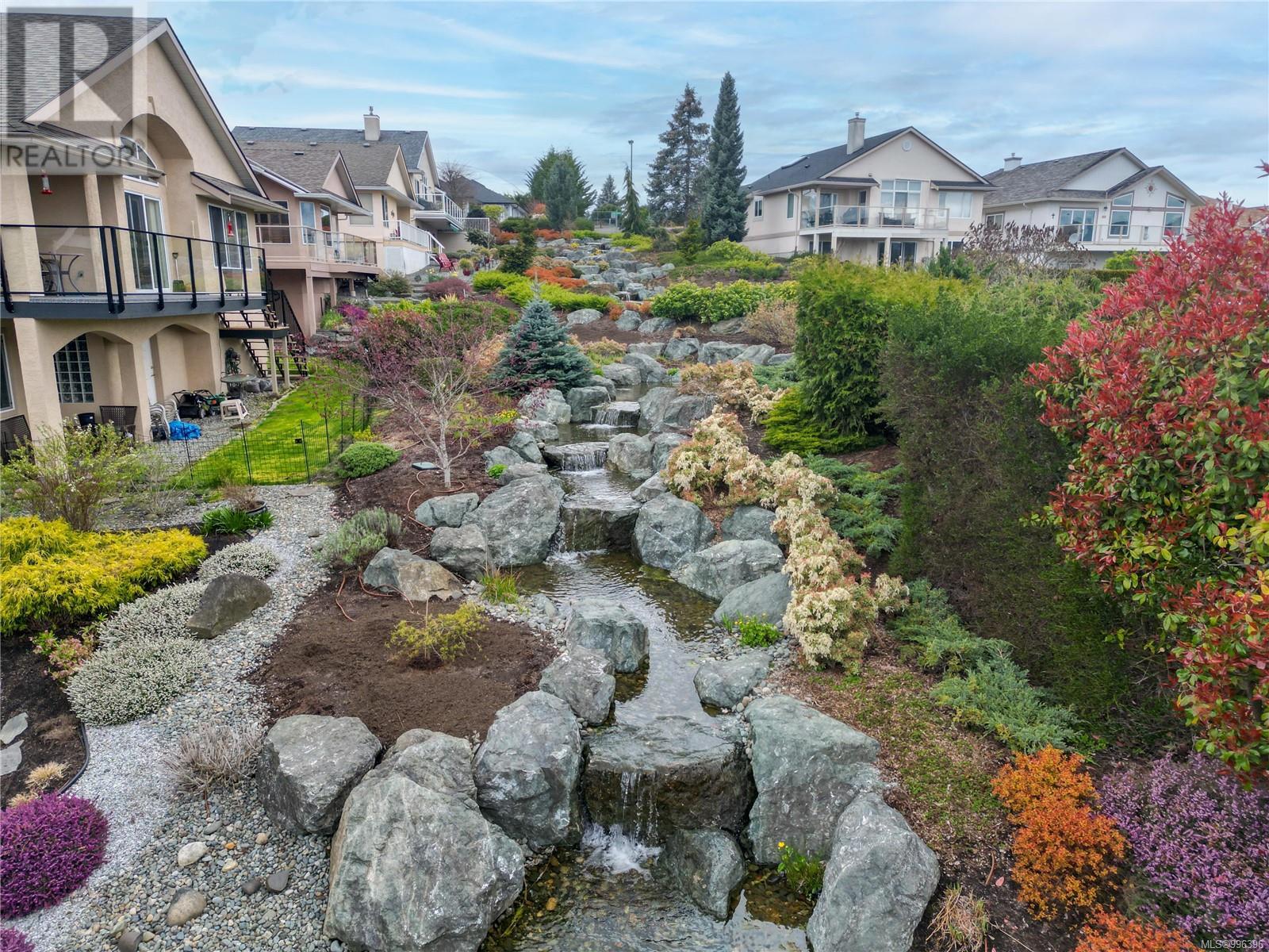 808 Country Club Dr, Cobble Hill, British Columbia  V0R 1L1 - Photo 12 - 996396