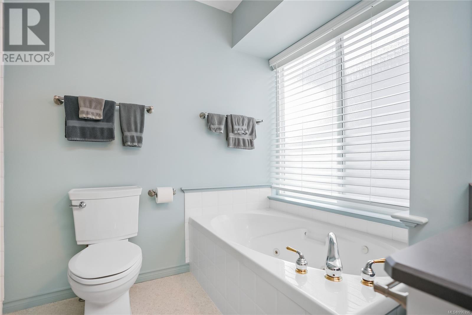 808 Country Club Dr, Cobble Hill, British Columbia  V0R 1L1 - Photo 43 - 996396