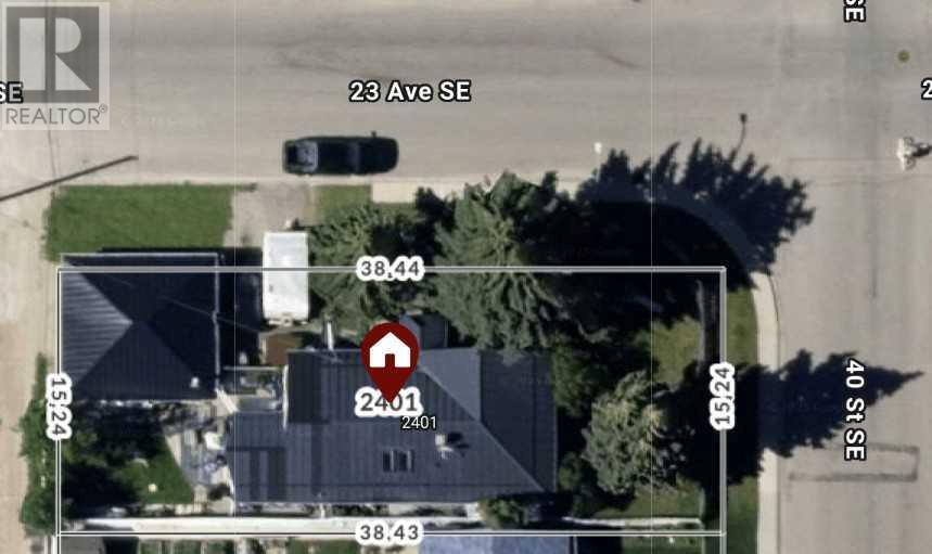 Property at 2401 40 Street SE image 2