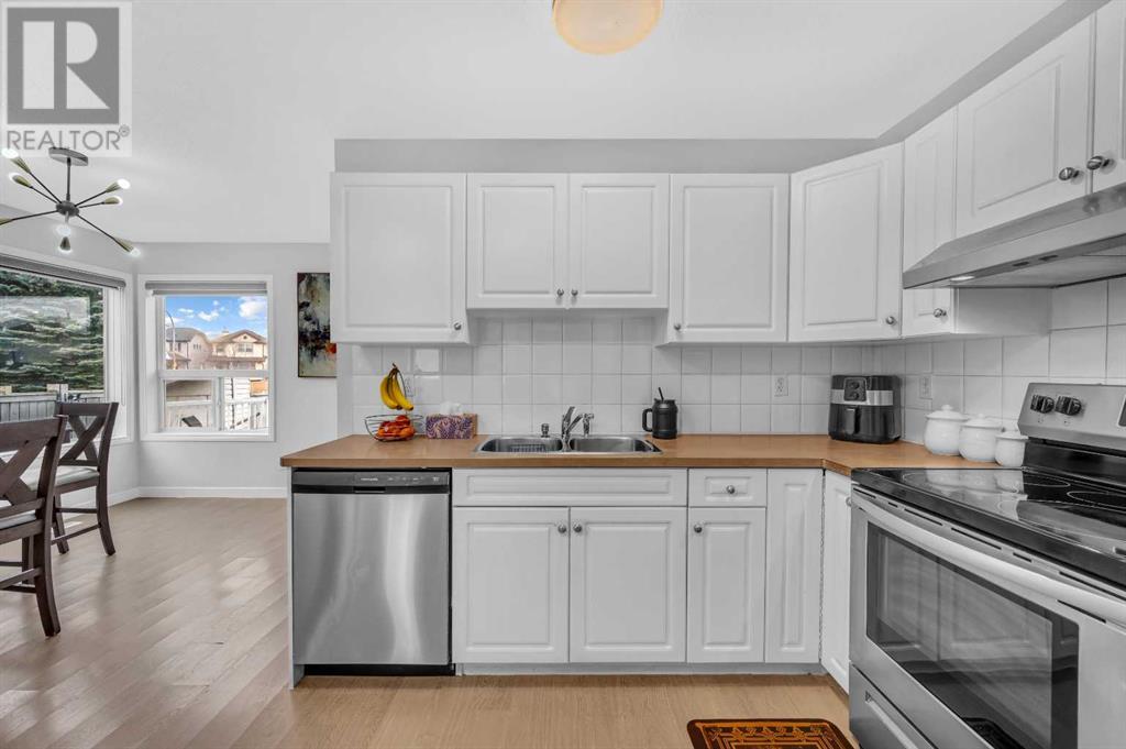 Property at 85 Tarington Landing NE image 3