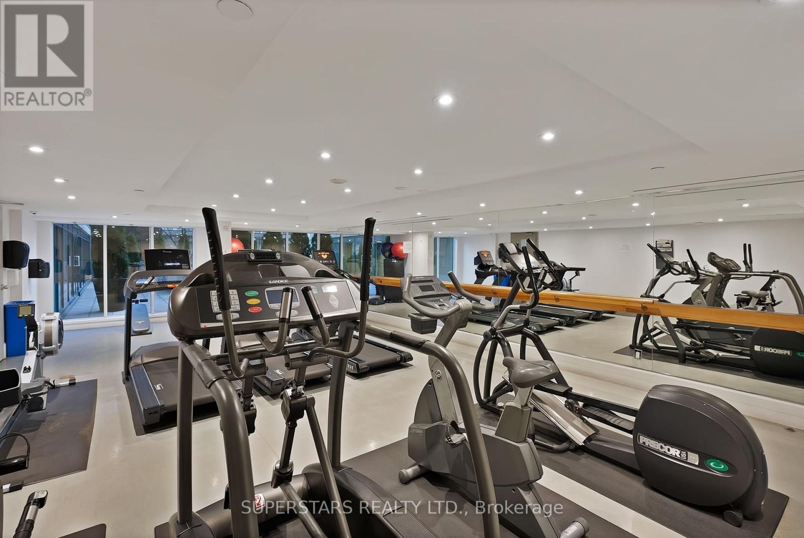 1820 - 111 Elizabeth Street, Toronto, Ontario  M5G 1P7 - Photo 20 - C12087217