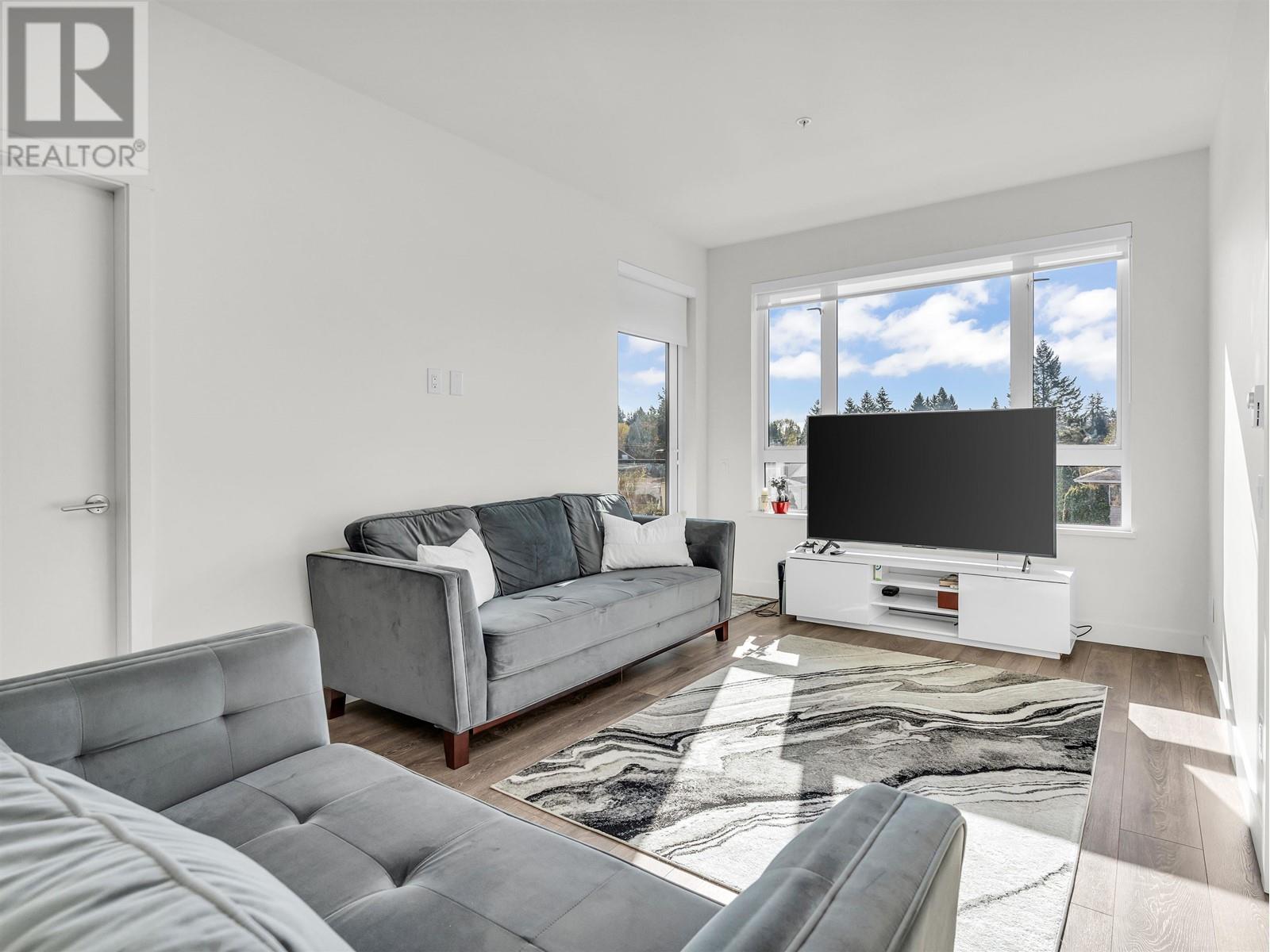 318 741 Anskar Court, Coquitlam, British Columbia  V3J 0L4 - Photo 4 - R2994095