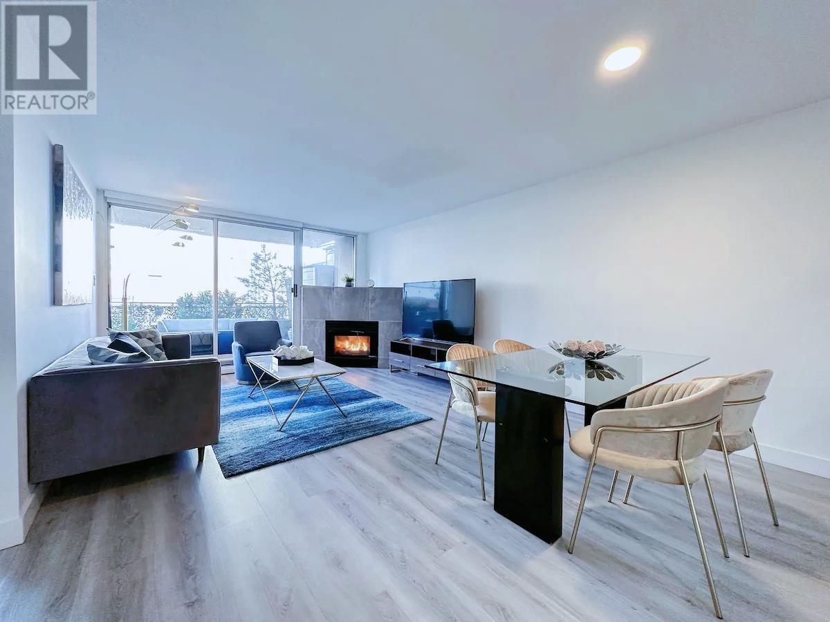 309 555 Abbott Street, Vancouver, British Columbia  V6B 6B8 - Photo 1 - R2994116