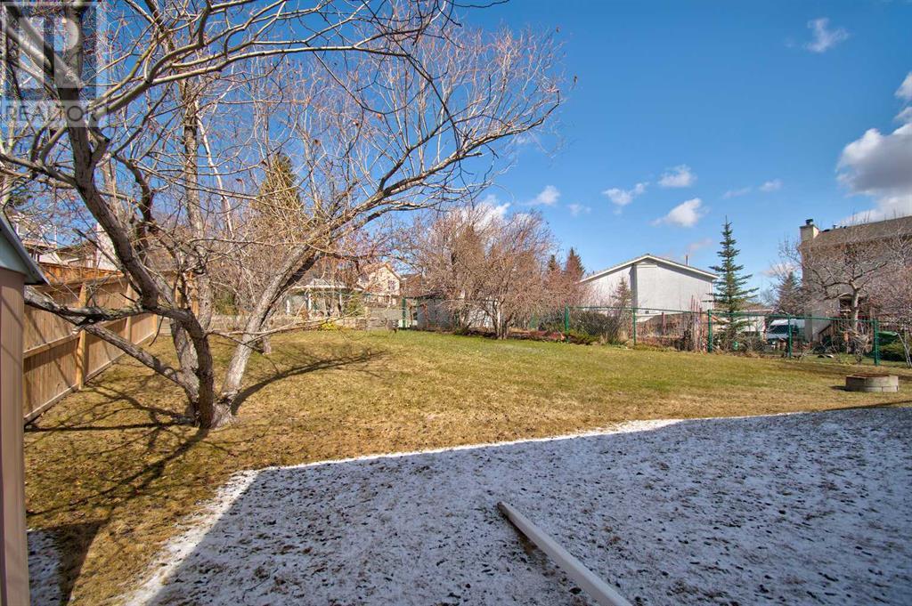 Property at 311 Signal Hill Place SW image 4