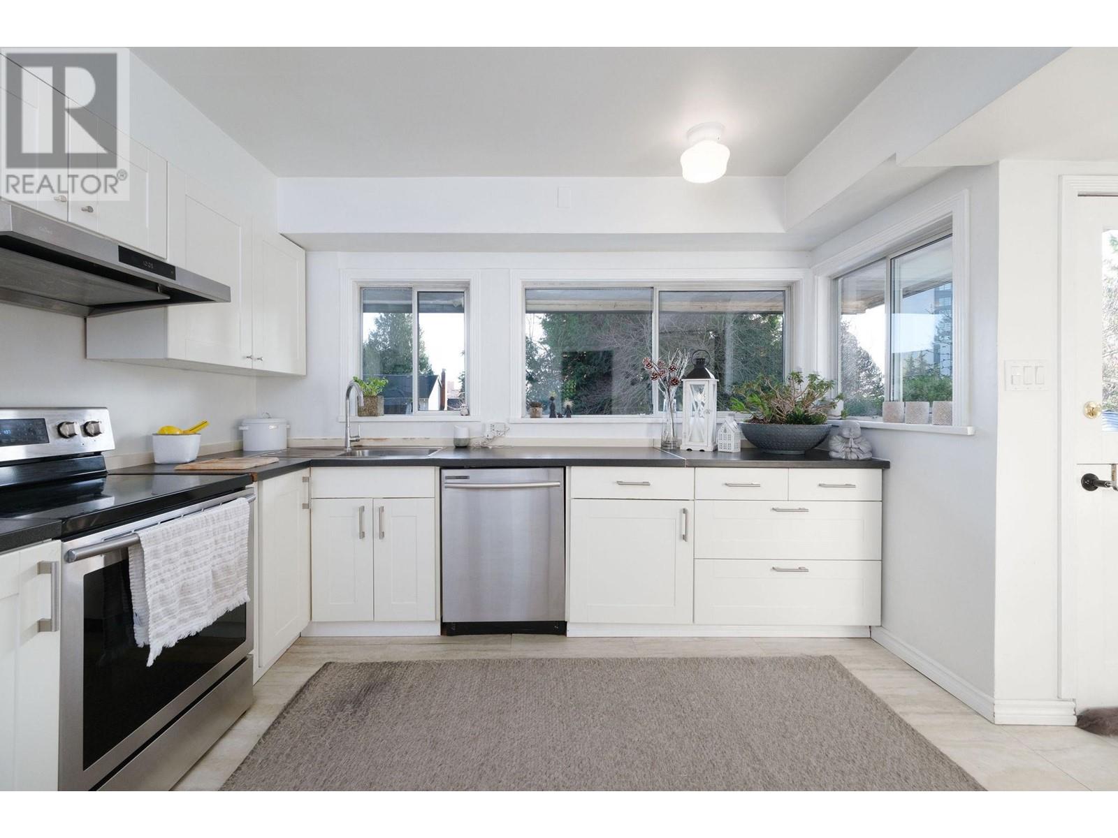 2250 Haywood Avenue, West Vancouver, British Columbia  V7V 1X5 - Photo 16 - R2994092
