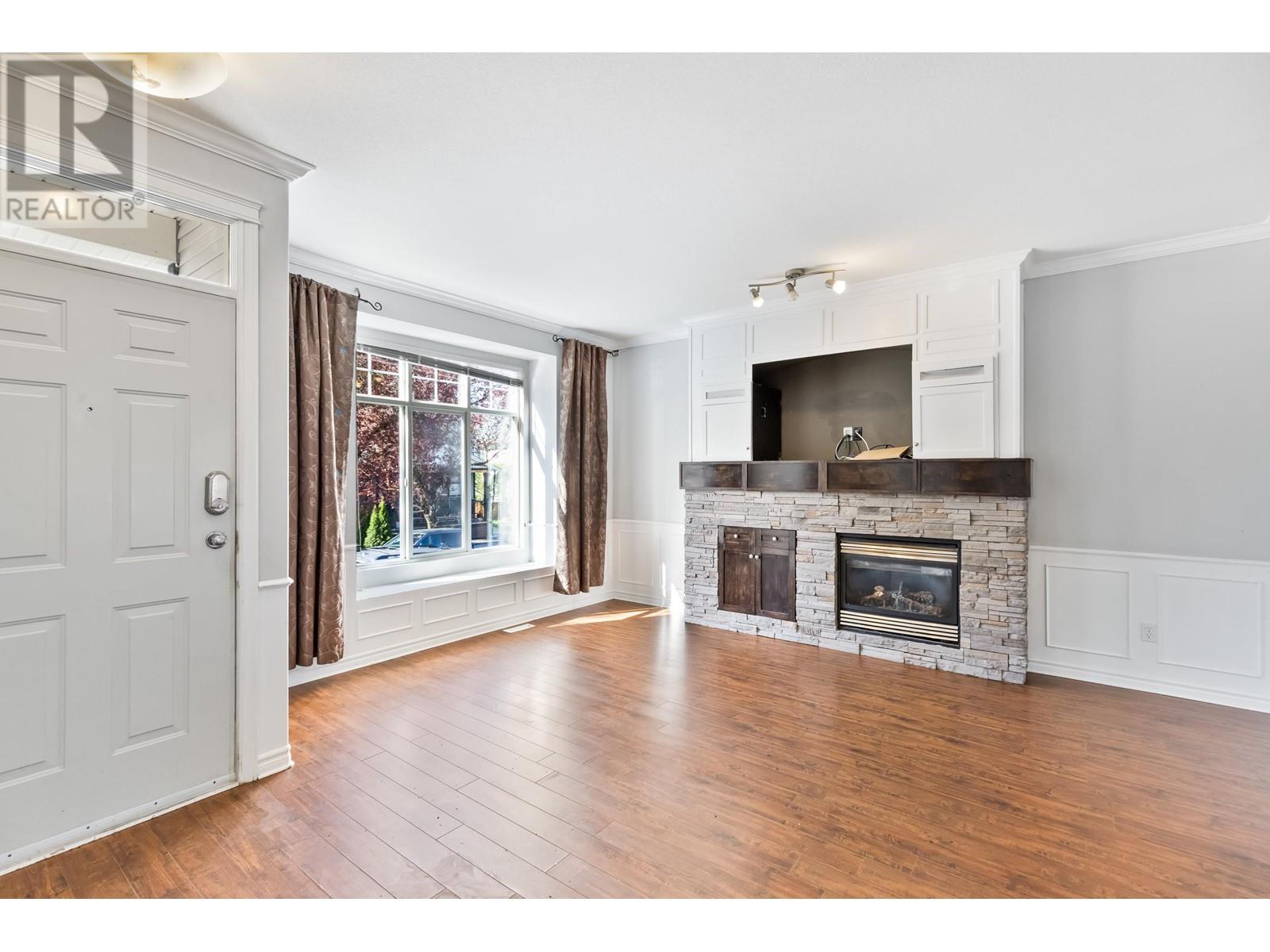Property at 24361 102A AVENUE image 3