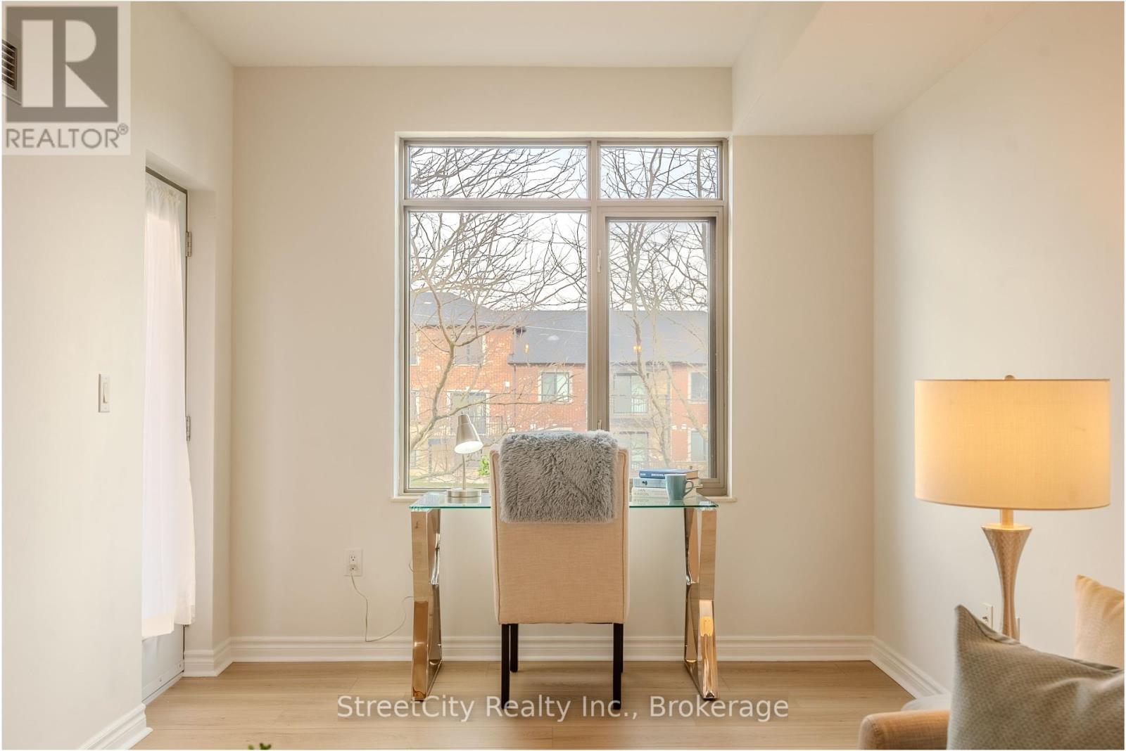 212 - 400 Romeo Street N, Stratford, Ontario  N5A 0A2 - Photo 12 - X12102305