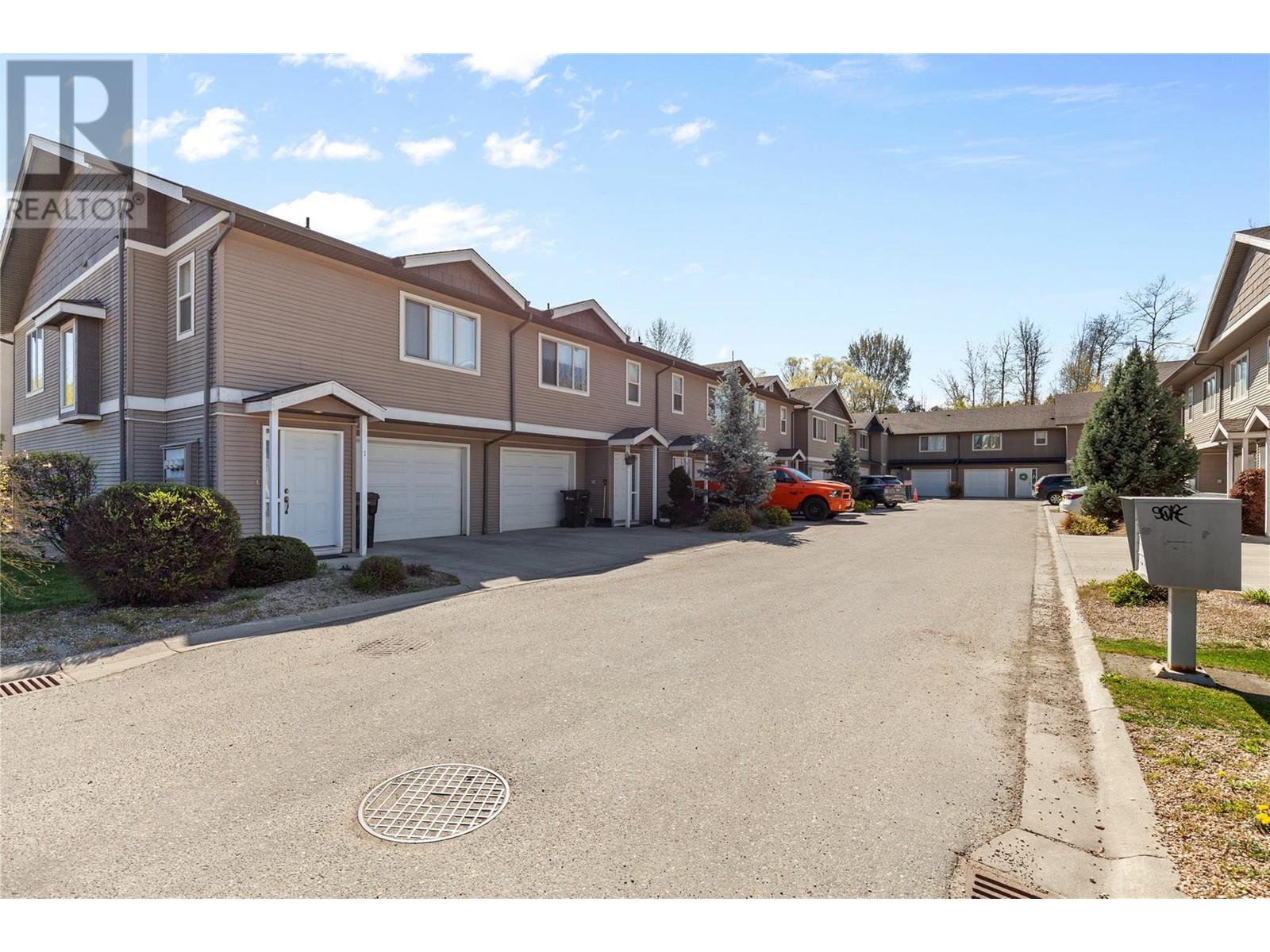 3904 24 Avenue Unit# 16, Vernon, British Columbia  V1T 1M2 - Photo 2 - 10344459