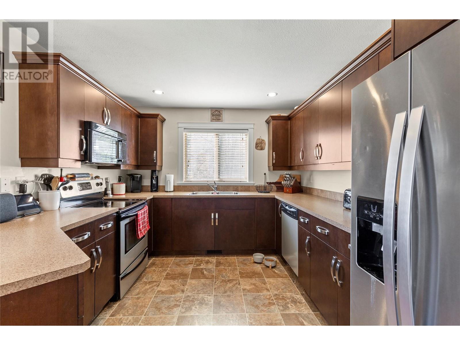 3904 24 Avenue Unit# 16, Vernon, British Columbia  V1T 1M2 - Photo 8 - 10344459