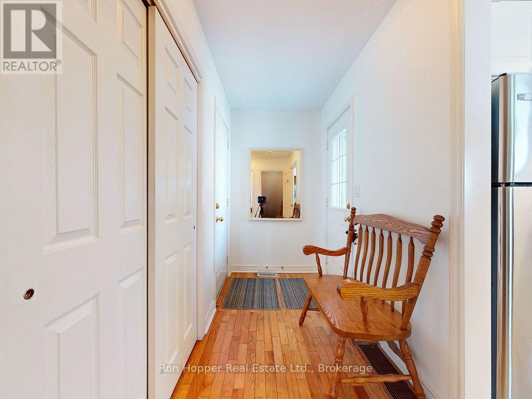 110 Cottage Lane, Georgian Bluffs, Ontario  N4K 5N4 - Photo 25 - X12102318