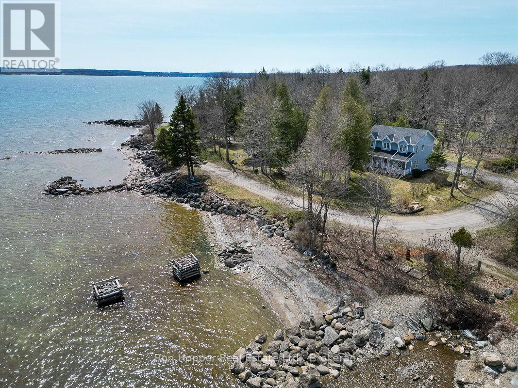110 Cottage Lane, Georgian Bluffs, Ontario  N4K 5N4 - Photo 6 - X12102318