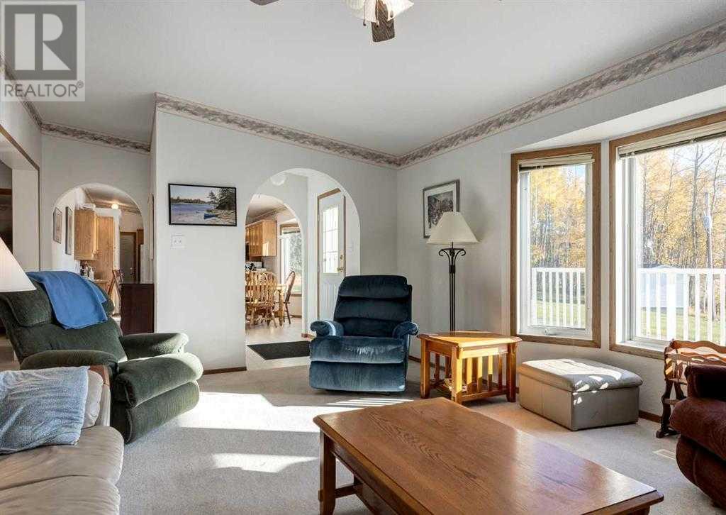 33567 Highway 584, Rural Mountain View County, Alberta  T0M 1X0 - Photo 11 - A2180249