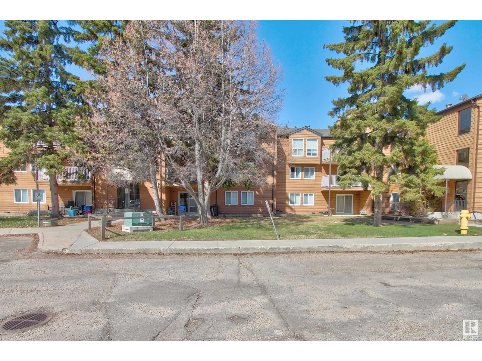 Property at #306 22 ALPINE PL image 3