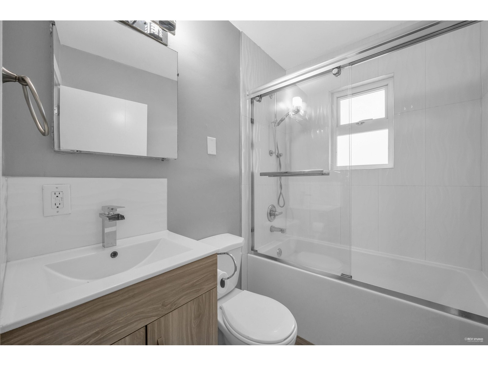 13275 95a Avenue, Surrey, British Columbia  V3V 1R4 - Photo 8 - R2991668