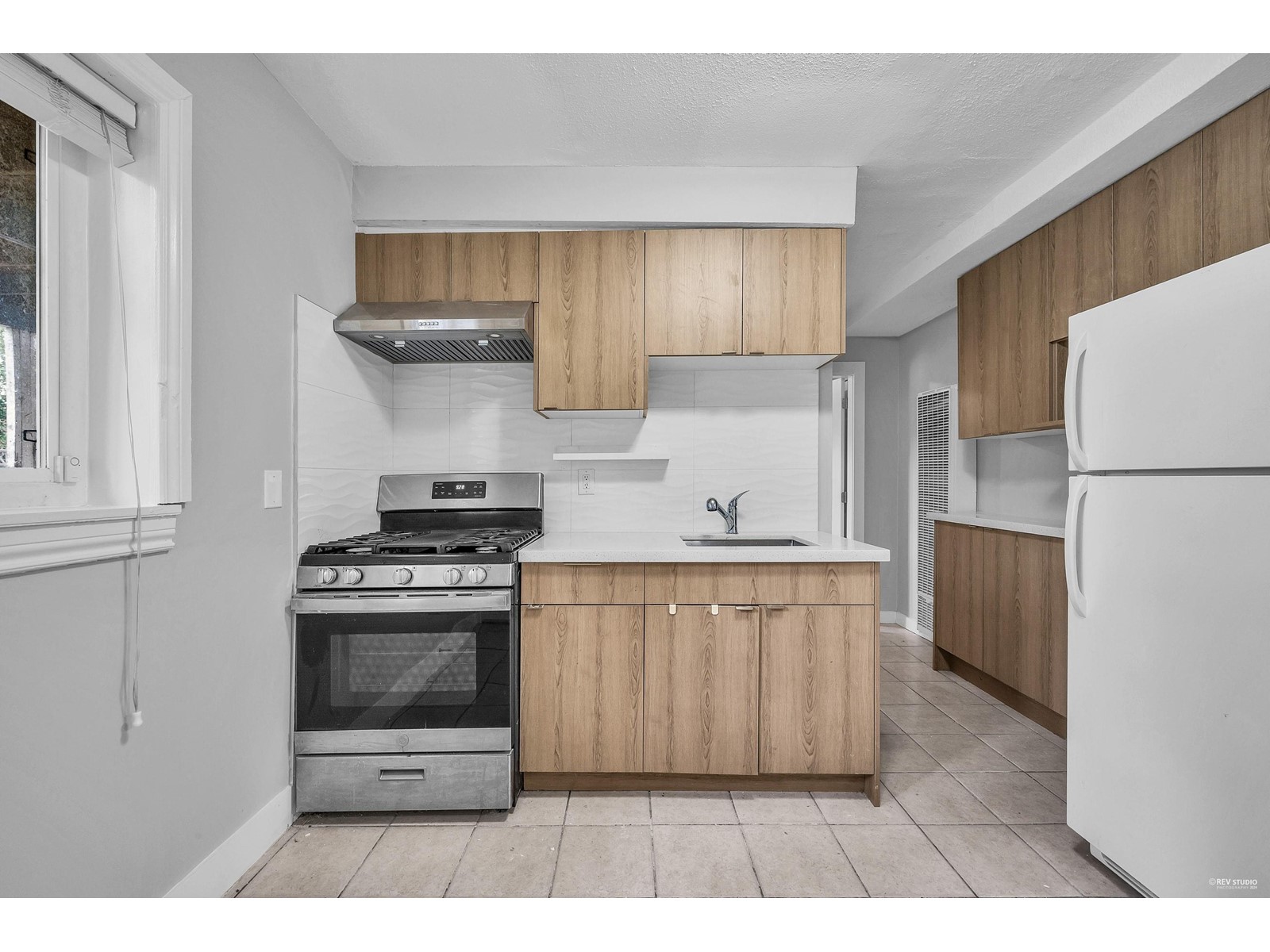13275 95a Avenue, Surrey, British Columbia  V3V 1R4 - Photo 5 - R2991668