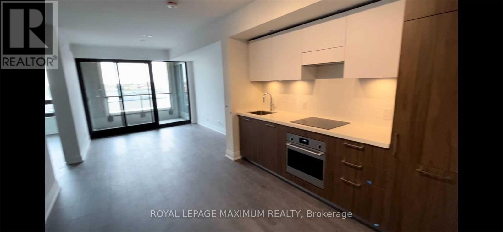 407 - 33 Frederick Todd Way, Toronto, Ontario  M4G 0C9 - Photo 3 - C12102301