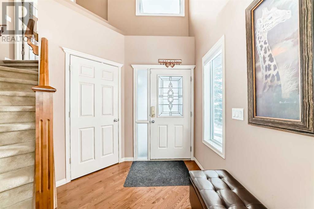 Property at 250 Eversyde Close SW image 3