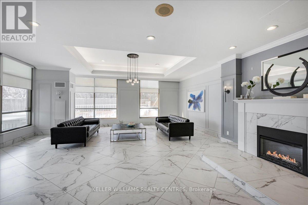 Property at 612 - 712 ROSSLAND ROAD E image 3
